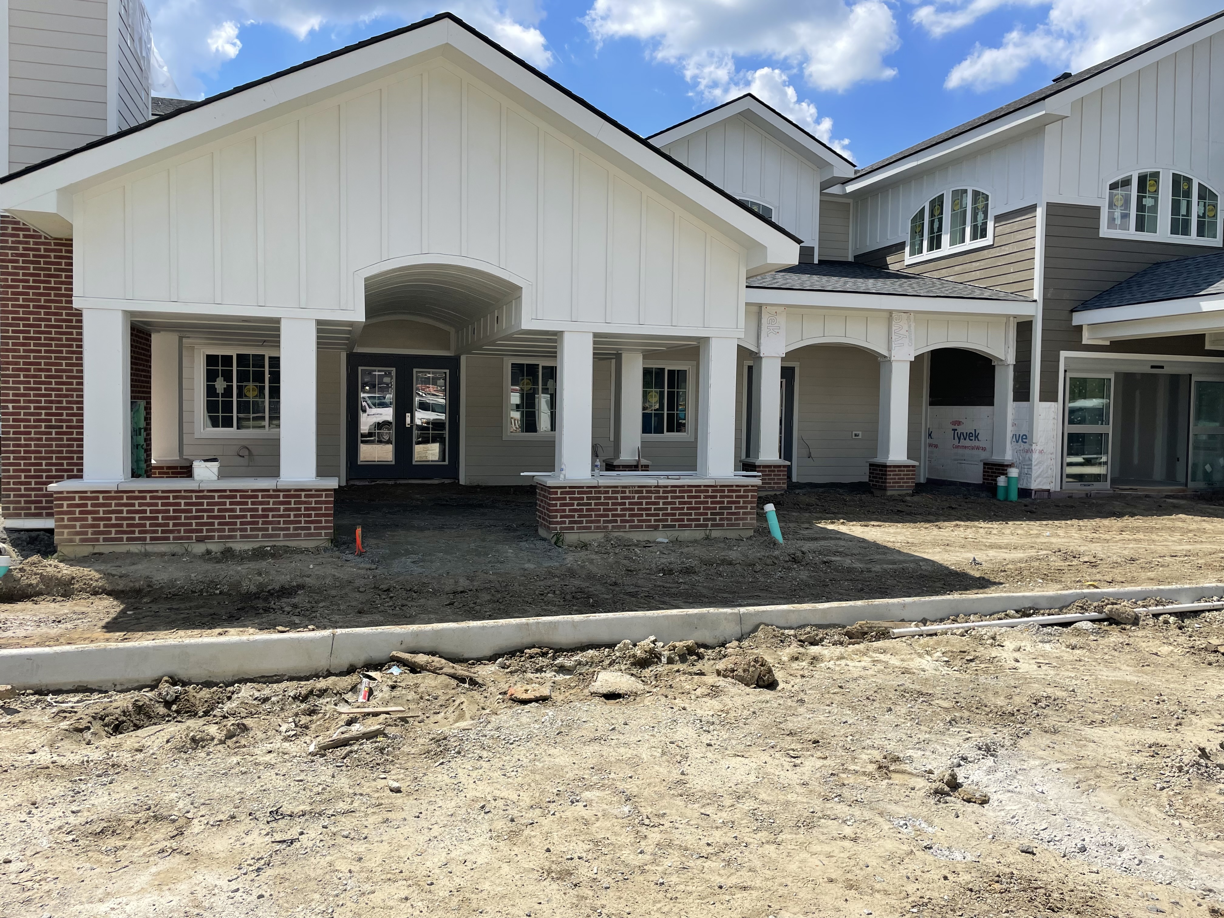 Senior living main entry exterior